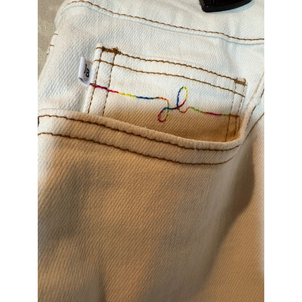 Judy Blue White Mid Rise Frayed Hem Denim Shorts Rainbow‎ Stitching Size 1XL - Picture 5 of 10